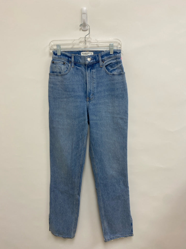 Abercrombie &amp; Fitch Size 2R Blue Denim Distressed Ladies Jeans