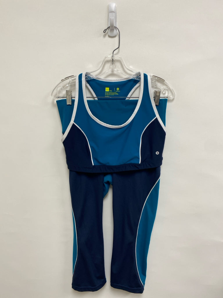 xersion Size L Teal Blue White/Navy Piping Athletic 2pc