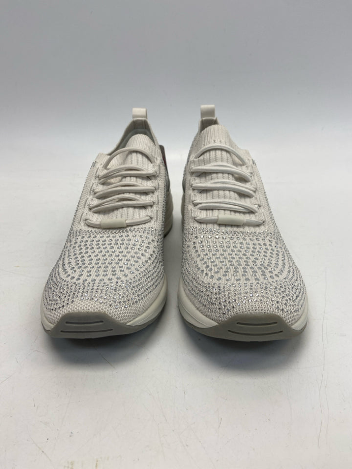 NWT Skechers US Shoe Size 7.5 White Silver Sequined Sneakers