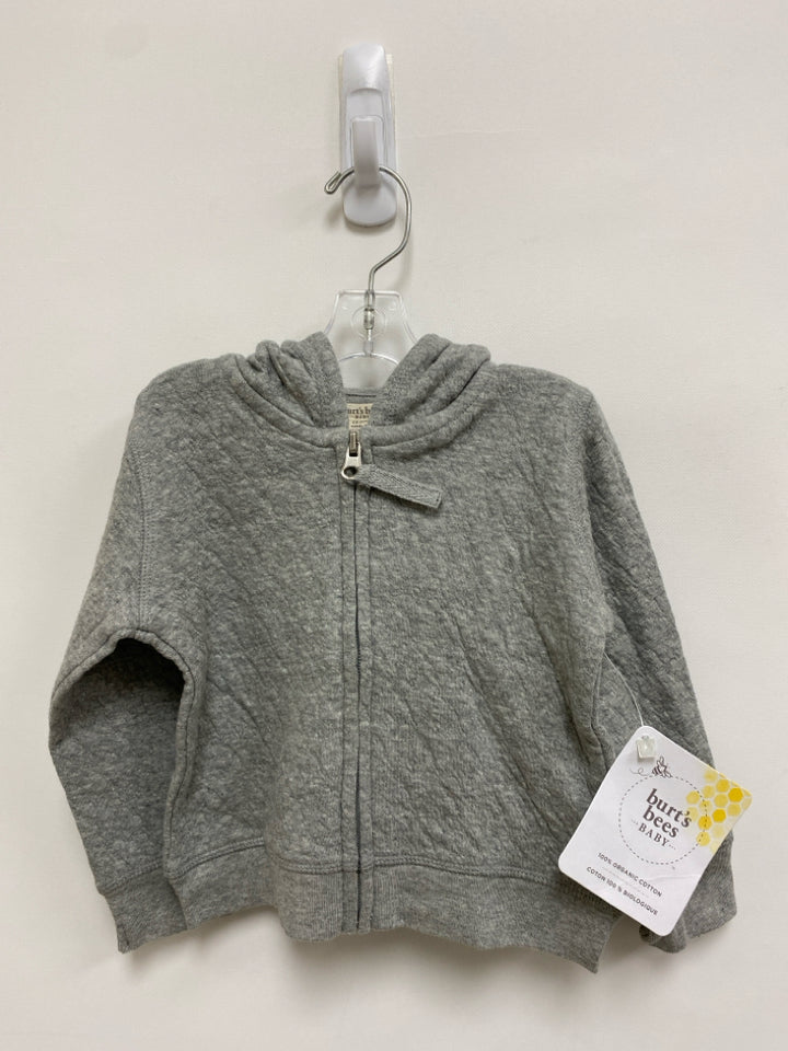 NWT Burt&