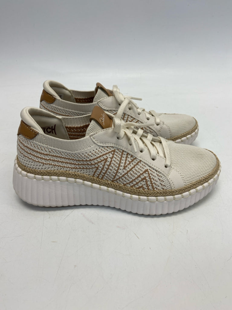 Skechers  Size 6 Cream Natural Lace-up Sneakers
