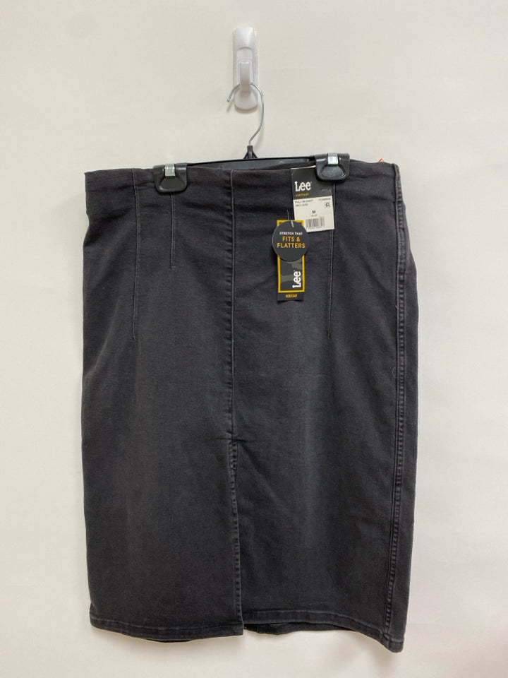 NWT Lee Size M Charcoal Denim Ladies Skirt