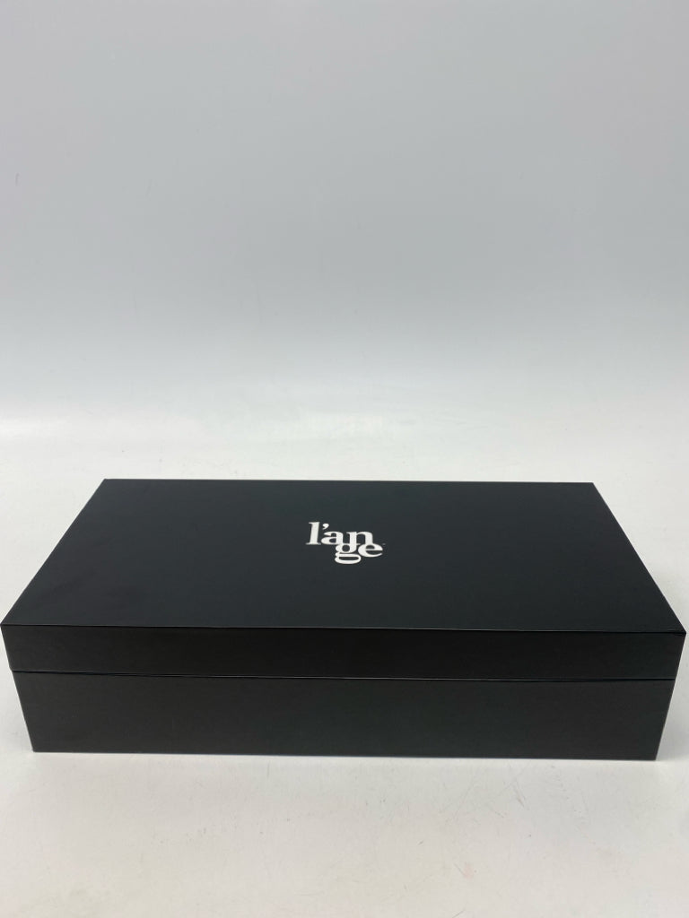 NEW/BOX L&