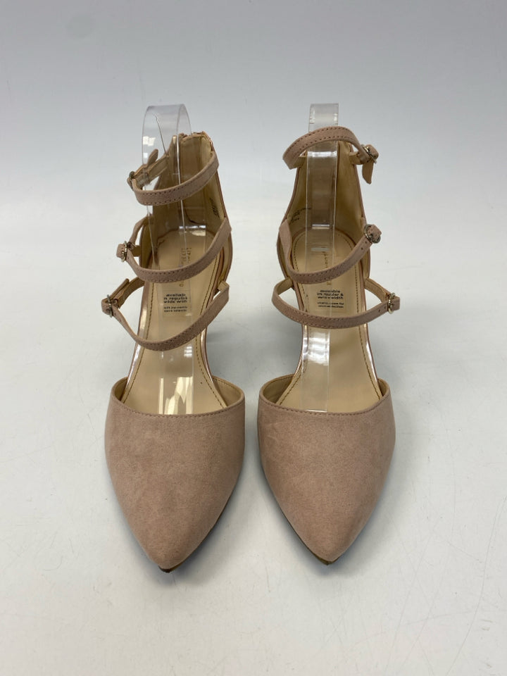 Liz Claiborne  Size 8.5 Blush Heels