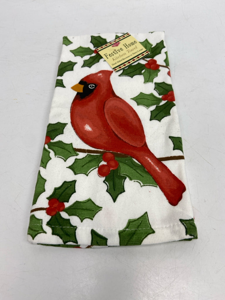 NWT White Red/Green Cardinal Christmas