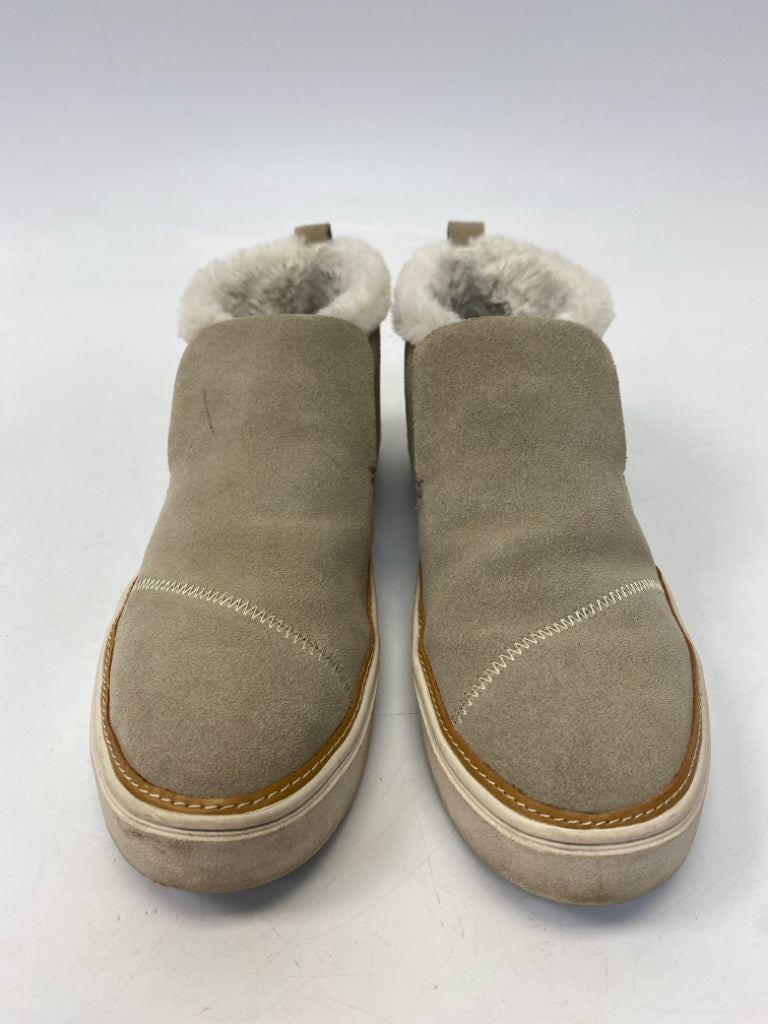 Toms US Shoe Size 9.5 Tan Suede Sneakers