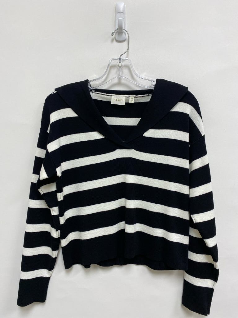 cyrus Size XS Black White Striped Ladies Sweater