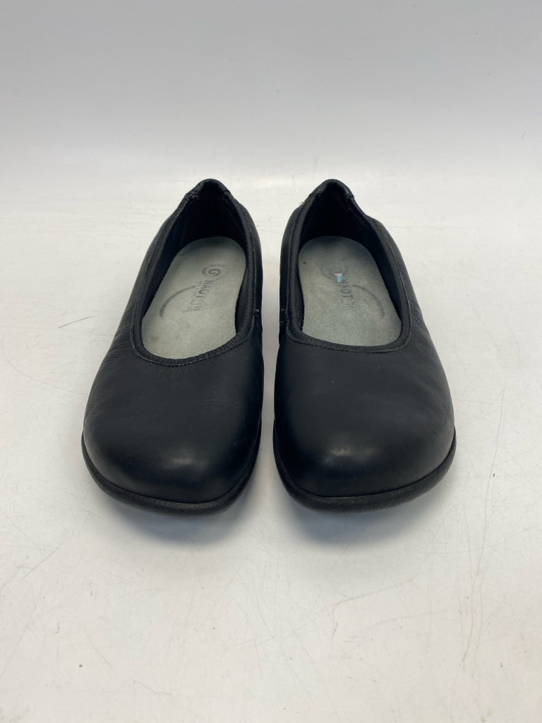 Naot US Shoe Size 8 Black Flats