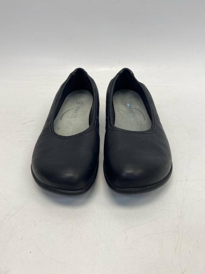 Naot US Shoe Size 8 Black Flats