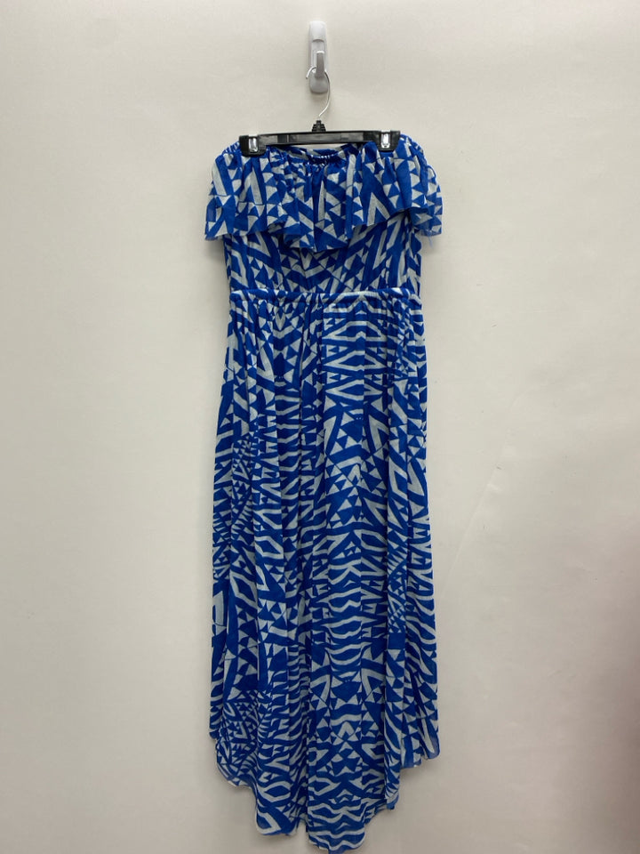 Sweet Pea Size M Blue/White Geometric Strapless Ladies Dress