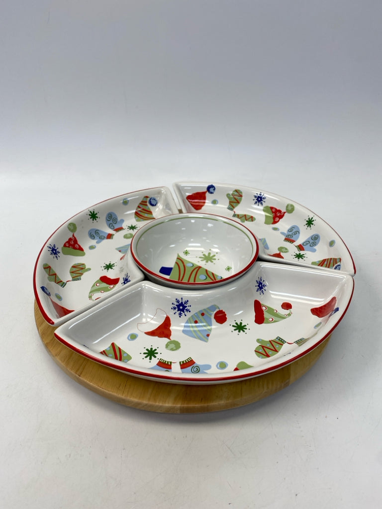 Pfaltzgraff White Red Christmas Ceramic/Wood Serving Piece