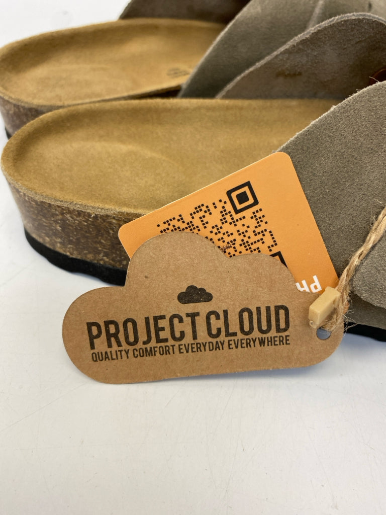 NWT Project Cloud Size 9 Tan Buckle Suede Men&