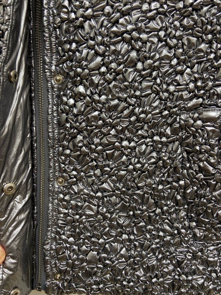 NWT Size L Silver Texture Ladies Vest