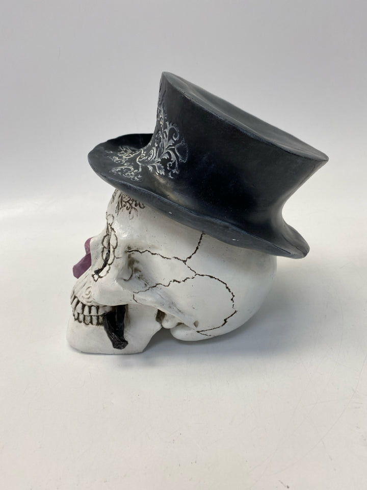 White Black Halloween