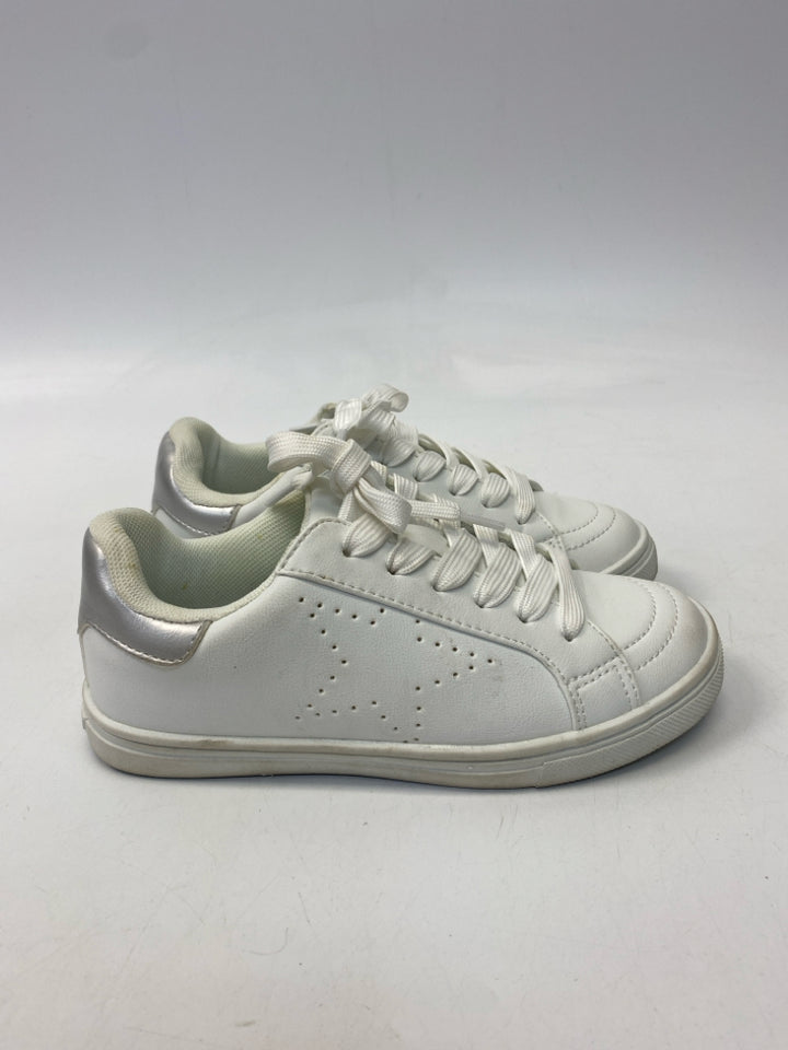 THEREABOUTS SIZE 13 White Lace-Up Girl&