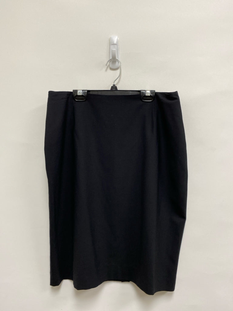 Brooks Brothers Size 12 Black Ladies Skirt