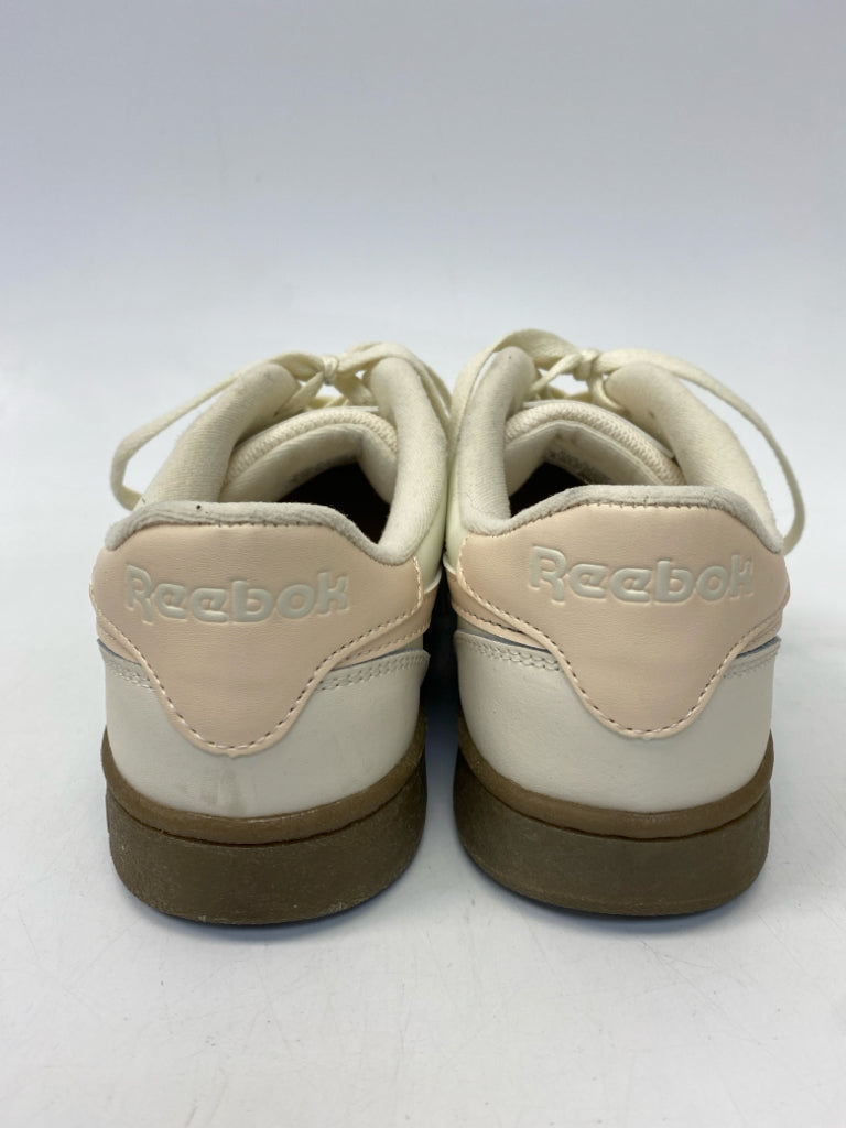 Reebok  Size 8 Cream Peach Lace-up Sneakers