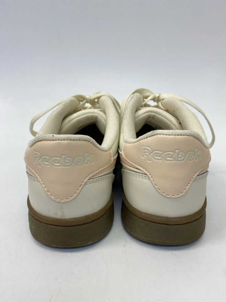 Reebok  Size 8 Cream Peach Lace-up Sneakers