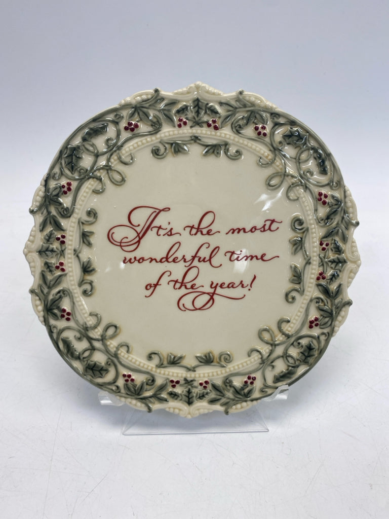 Cream Green/Red Words Ceramic Christmas