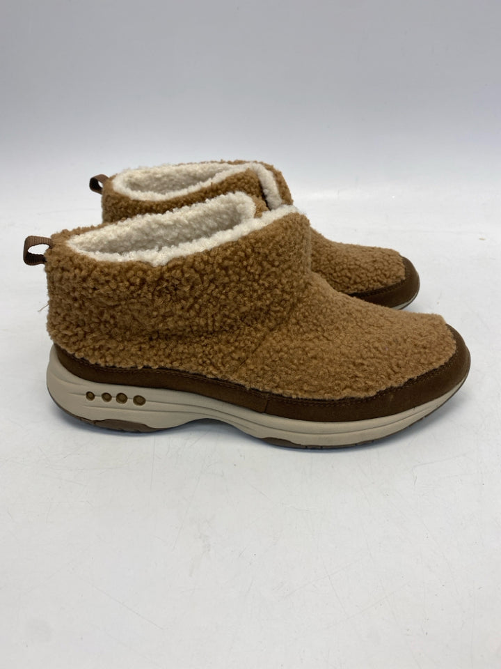 Easy Spirit US Shoe Size 9.5 Brown Sherpa Boots