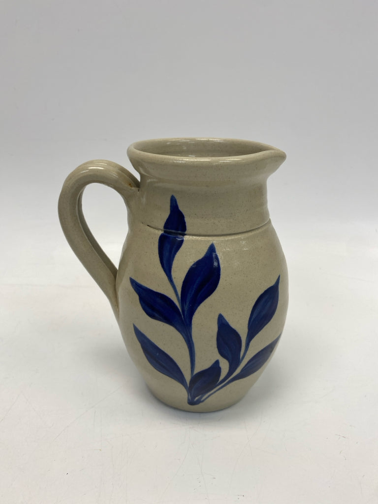 Williamsburg Cream Blue Leaves Pottery Pottery