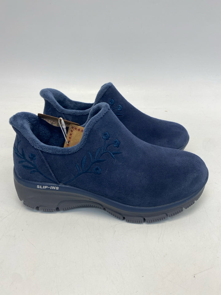 NWT Skechers US Shoe Size 6 Blue Sneakers