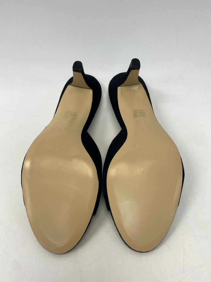 NWOT US Shoe Size 7 Black Heels