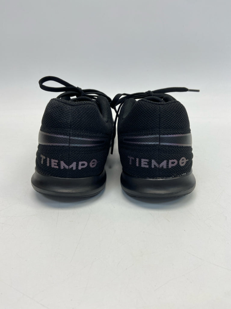 Nike Size 9.5 Black Men&