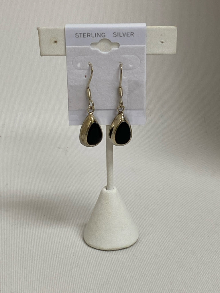 NWT Silver Black Teardrop Earrings