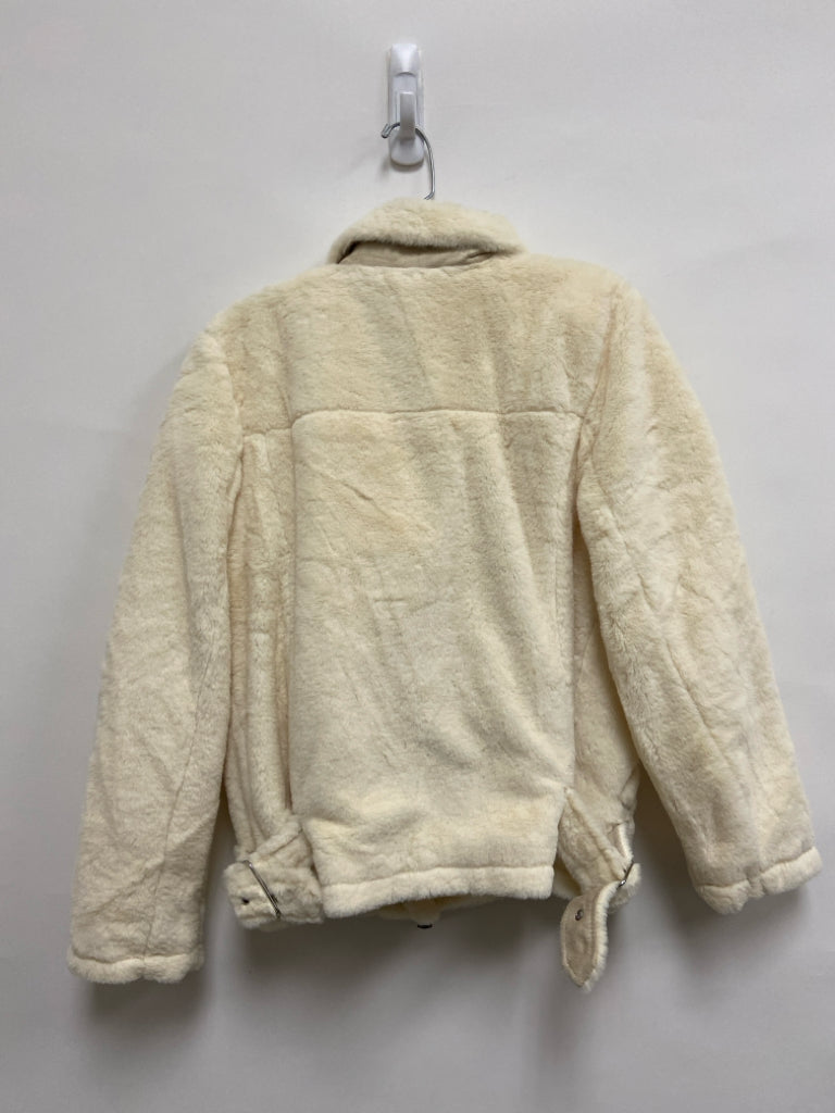 SIZE XL Cream Zip Down Faux Fur Girl&