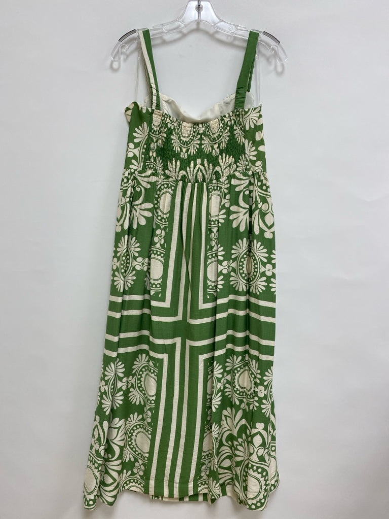 NWT Umgee Size M Cream/Olive Stripes/Flowers Sleeveless Ladies Dress