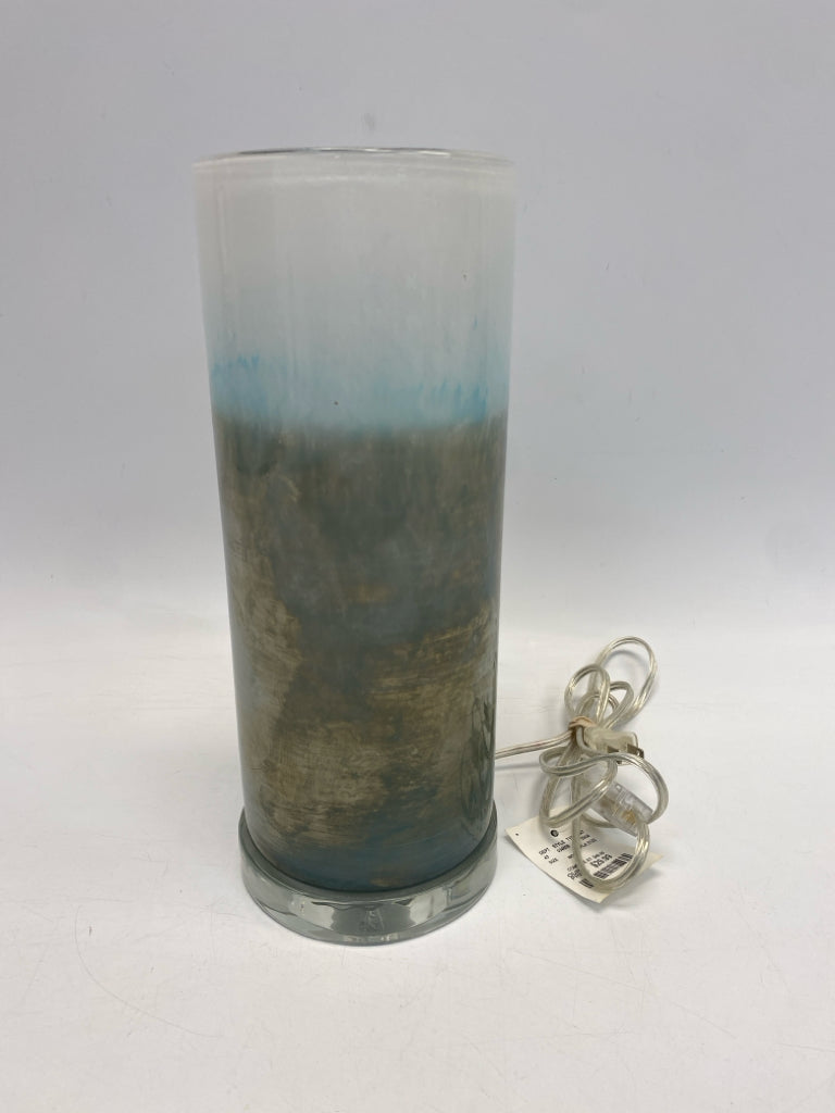 NWT Gray/White Iridescent Gradient Glass Lamp