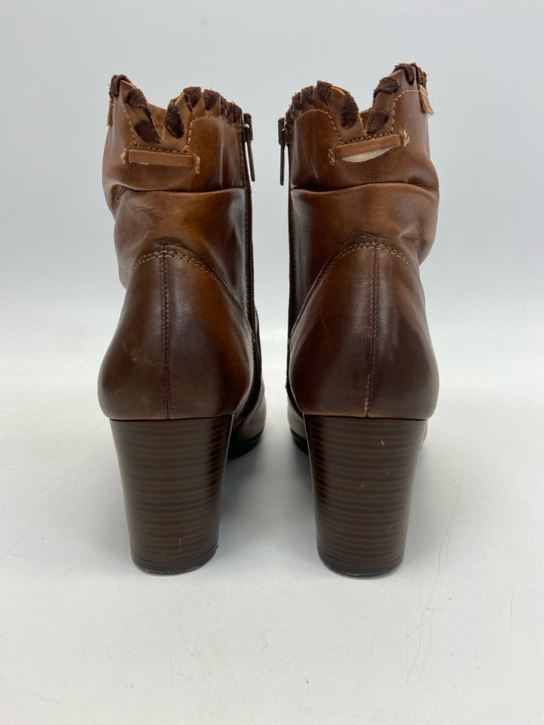 Pikolinos  Size 41 Brown Side Zipper Boots