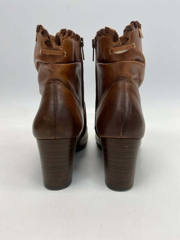 Pikolinos  Size 41 Brown Side Zipper Boots