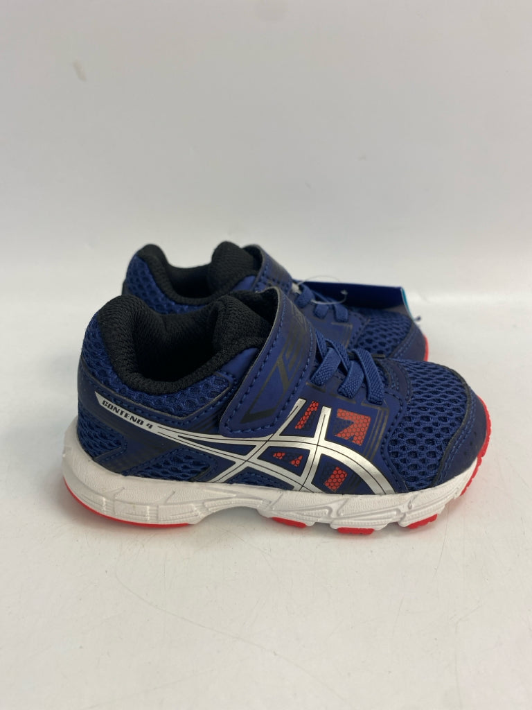NWT Asics SIZE 5 Navy Red/Silver Boy&