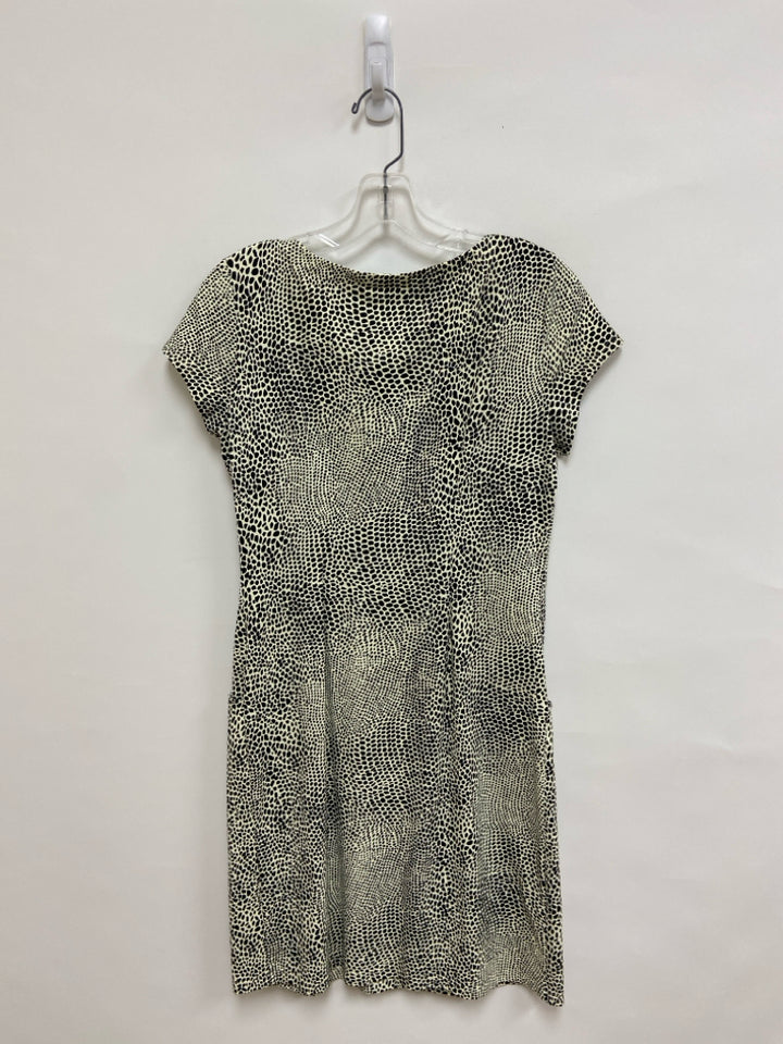 J McLaughlin Size M Cream/Black Animal Print Short Sleeve Ladies Dress