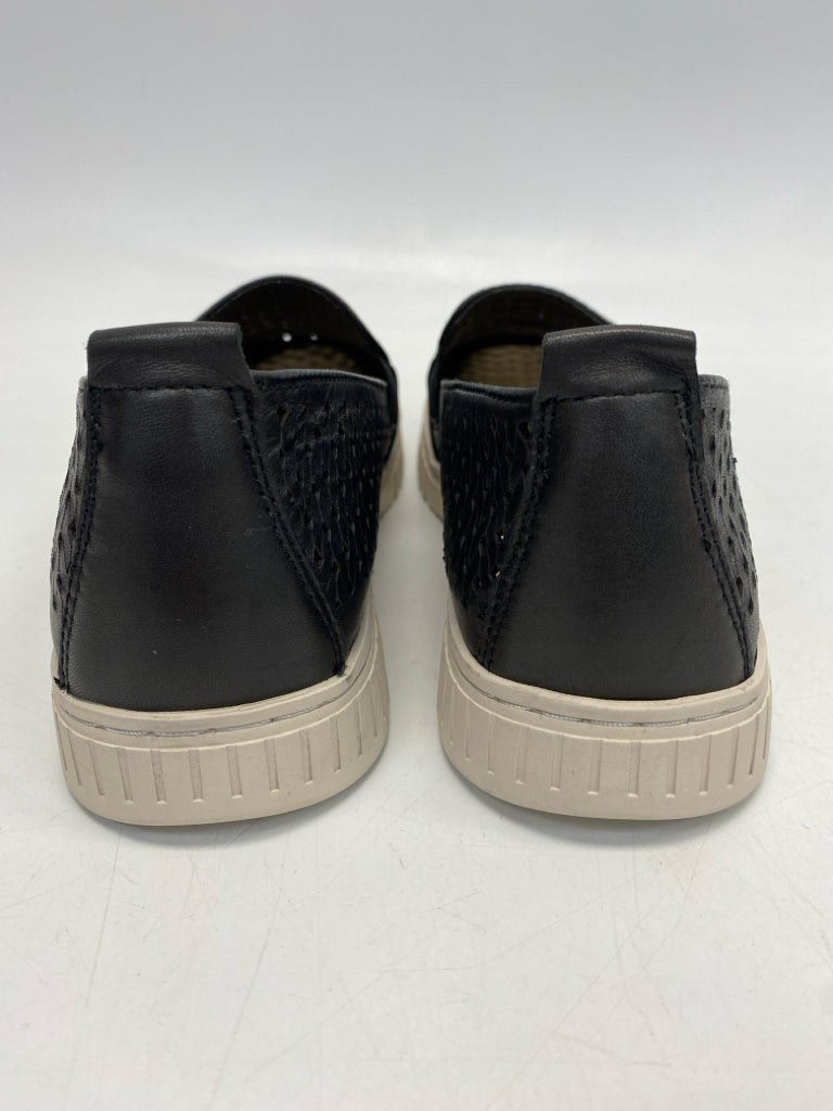 Bella Vita  Size 9N Black Perforated Sneakers  **NARROW**
