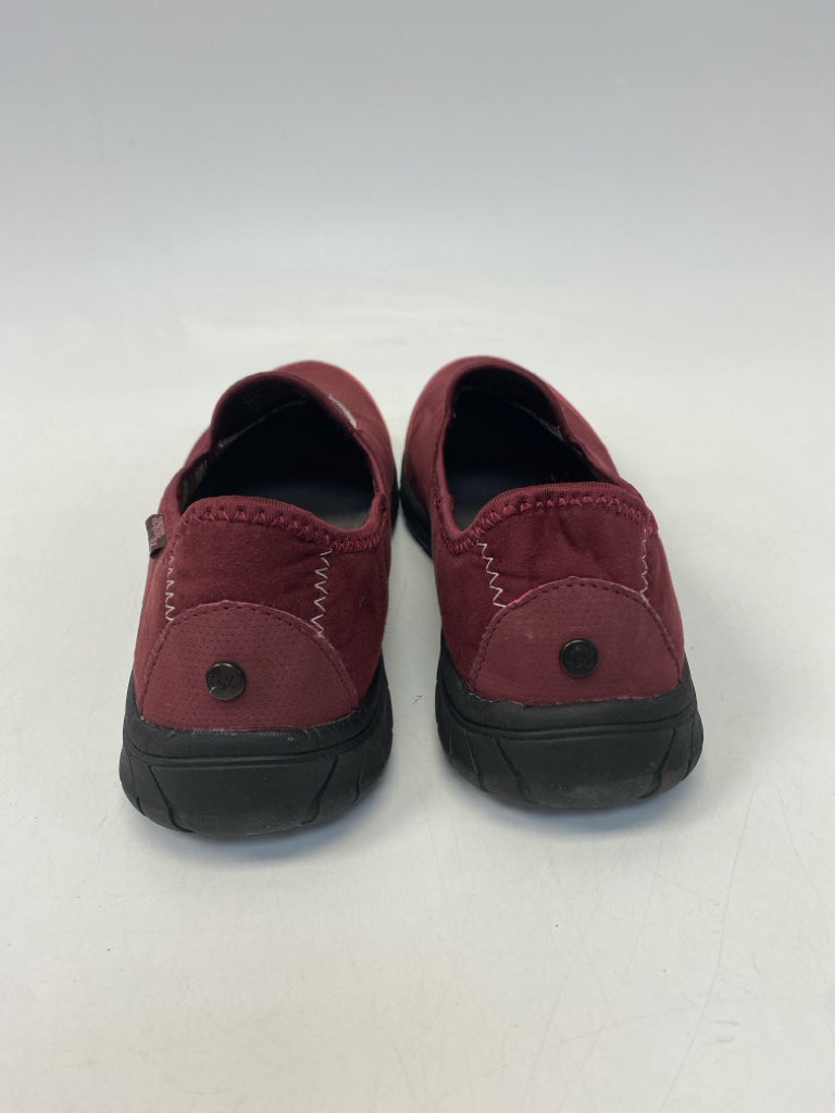 NWOT Scrubs RX Size 10 Burgundy Flats