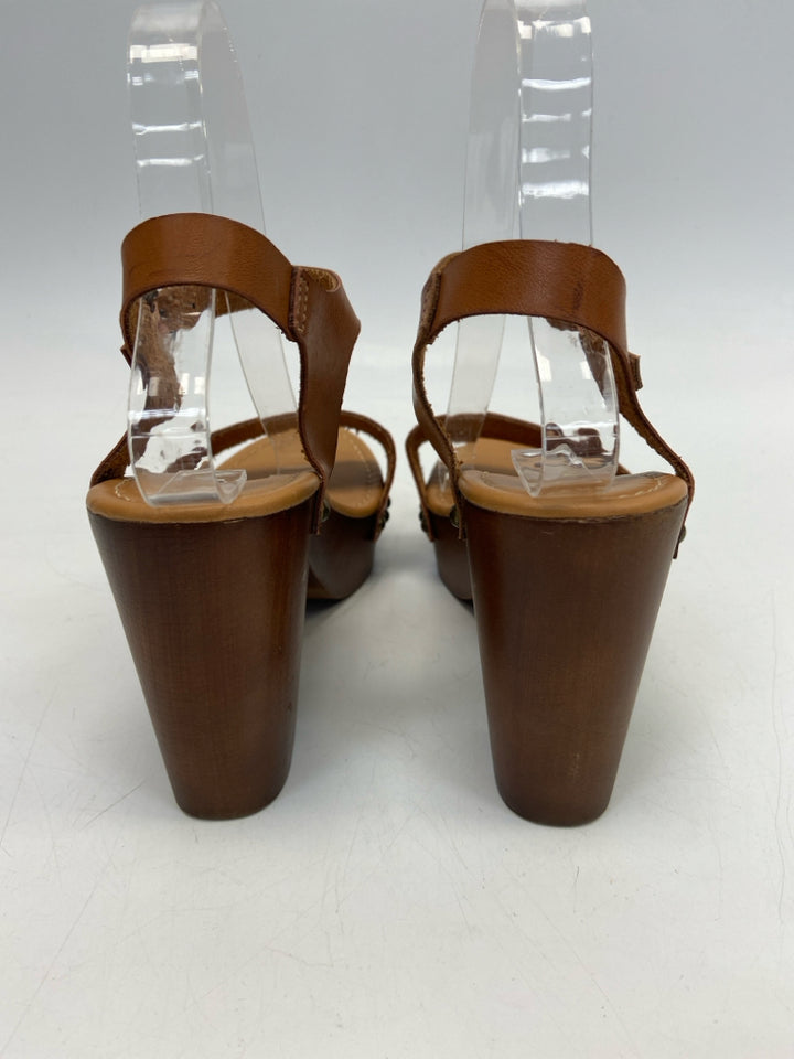 Madden Girl  Size 8 Brown Sandals