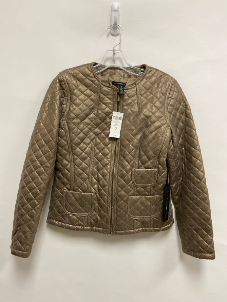 NWT Chico&