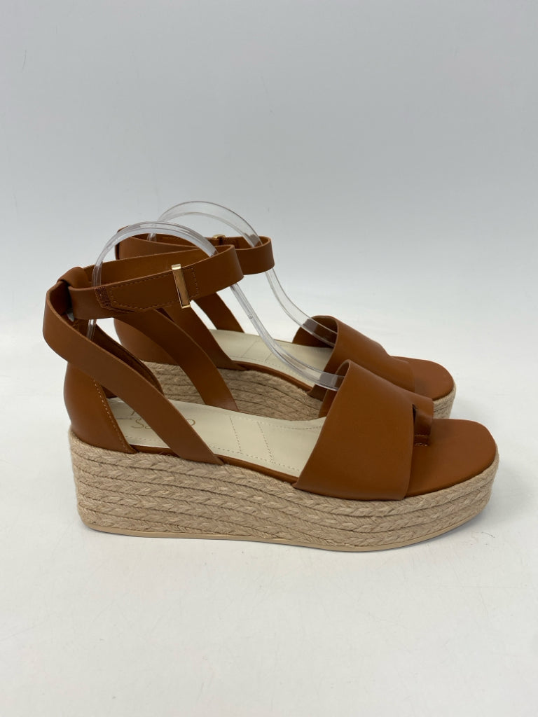NWOT Franco Sarto  Size 9.5 Cognac Sandals