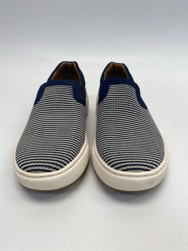 Sofft  Size 7 Cream Navy Stripe(s) Knit Sneakers