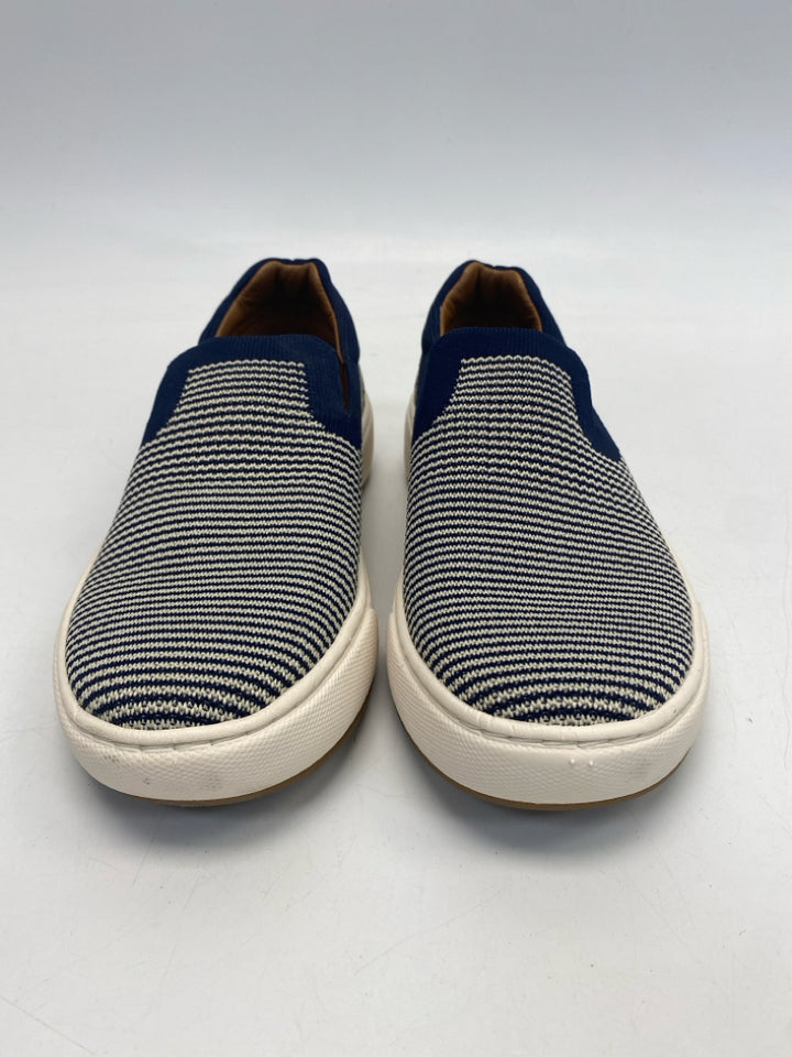Sofft  Size 7 Cream Navy Stripe(s) Knit Sneakers