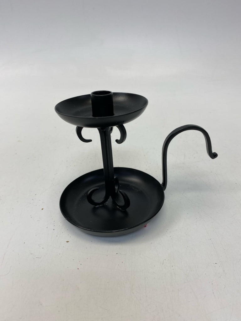 Black Metal Candleholder(s)