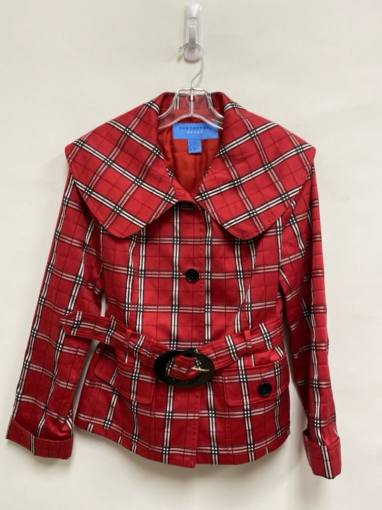 Doncaster Size 8 Red White/Black Plaid Button Up Ladies Jacket