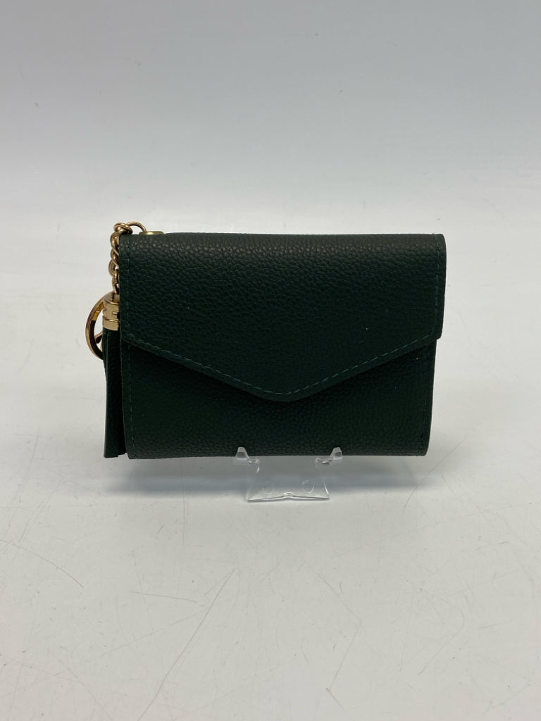 Dark Green Tassel(es) Wallet