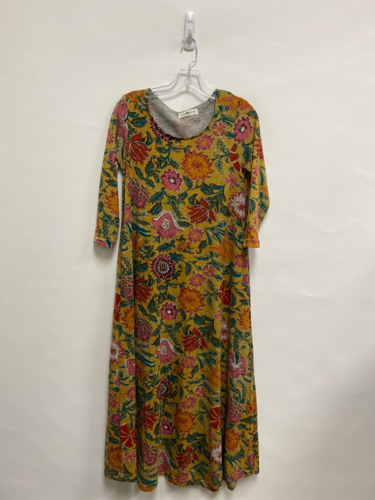 Natural Life Size XS Tan Blue/Pink Flowers Ladies Dress