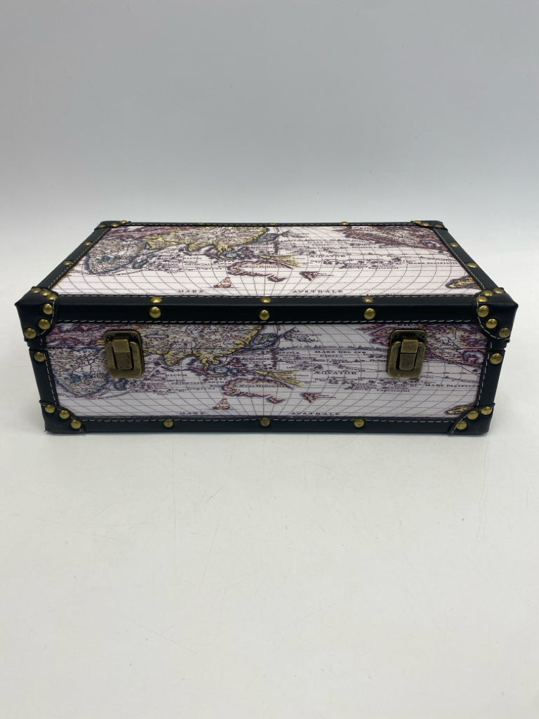 White/Black Multi Color Maps Box