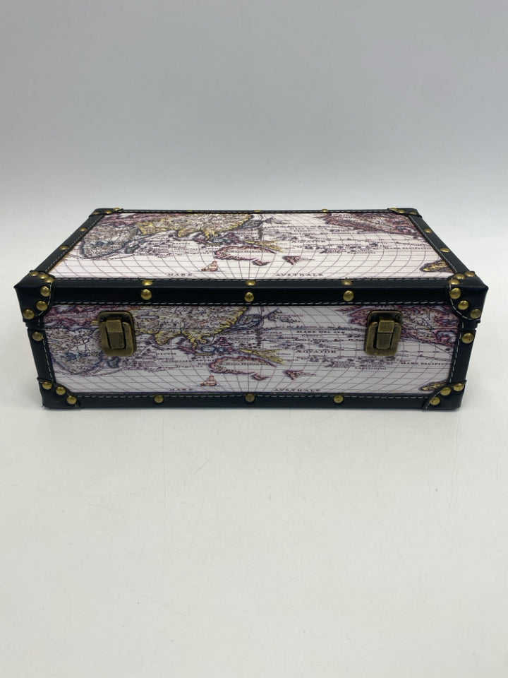 White/Black Multi Color Maps Box