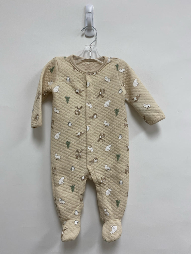 SIZE 6-9M Beige White Animals Quilted Boy&